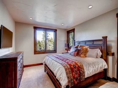 Mountain Luxury Ski Home with Great Kitchen